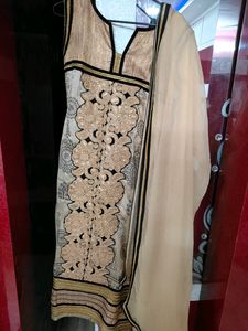Beautiful Designer Kurta Set With Dupatta