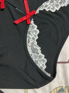 Chic Black Long Sleeve Top with Red Bows