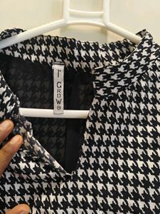 Houndstooth Top new without tag L