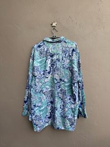 Blue Floral Print Button-Up Shirt