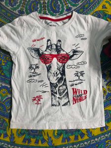 giraffe printed white t shirt