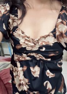 Floral Print Ruched Puff Sleeve Top