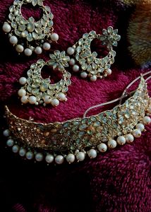 Alloy Gold Plated Pearls Choker