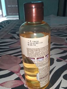 Joy Nourishing Body Oil With VITAMIN E And Sunscreen