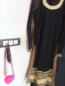 Elegant Black &amp; Gold Kurta