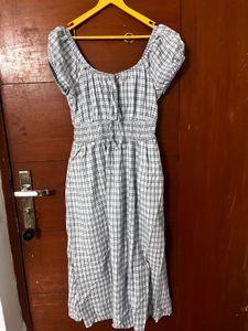 Westside Plaid Puff Sleeve Midi Dress