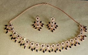 Elegant Black & White Stone Necklace Set