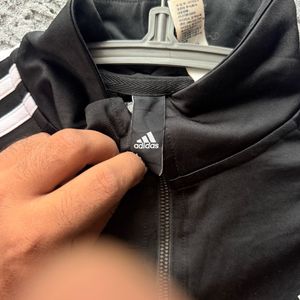 Manchester united adidas upper