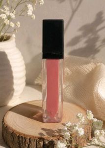 this pink liquid lipstick shine like glossy 🌷