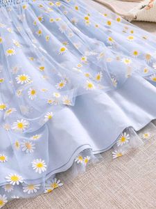 Cute Daisy Print Puff Sleeve Dress