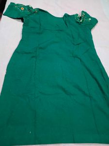 Embroidered Green Kurta Set