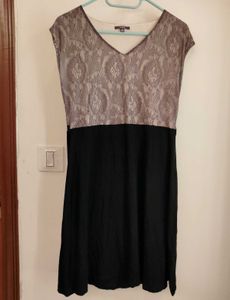 Stylish Black &amp; Grey Patterned Dress