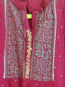 Maroon Ethnic Kurta with Golden Print