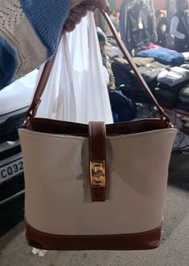 Stylish Beige &amp; Brown Handbag