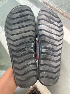 Comfortable Grey Flip Flops