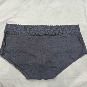 ❤️‍🔥 Comfortable Grey Briefs with Lace Trim