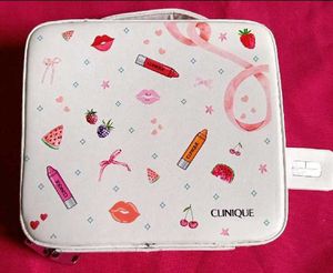 Clinique mini Makeup box ❤️💕