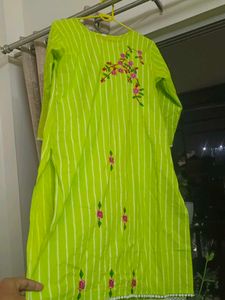 Cotton Green Embroidered Kurta
