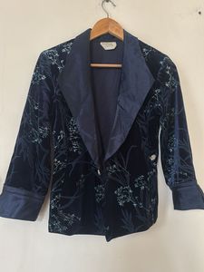 Baddie Velvet Blazer