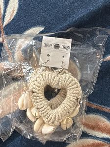 Beautiful beach vibe earrings 🏖️