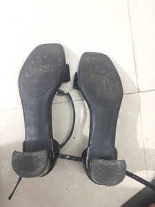 Luna Blu Black Heels