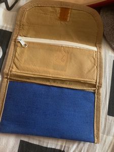 Blue Clutch