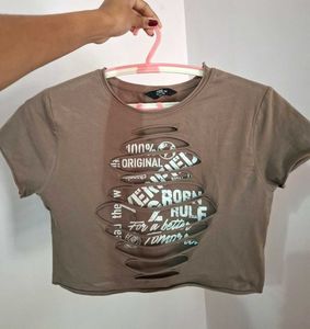 Ripped Crop Top - XL