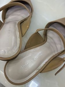 Stylish Pointed Toe Heels