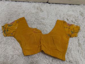 Stylish Yellow Floral Saree Set