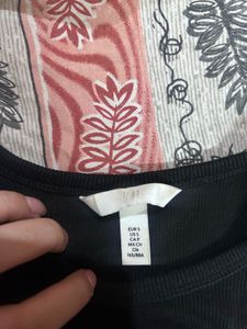 H&amp;M Black Ribbed Top