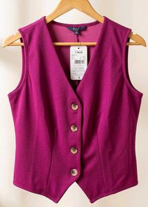 Chic Sleeveless V-Neck Button-Up Vest