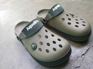 Aqualite Comfortable Clogs for Men