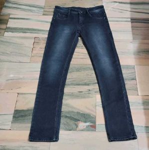 Classic Men's Blue Wash Denim Jeans