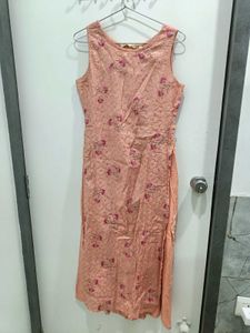 *Sale*Elegant Peach Floral Ethnic Gown