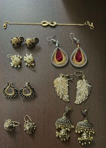 Assorted Women's Jewelry Set