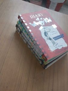 Urgent Sell !Diary of a Wimpy Kid Book Set
