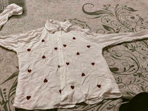 Cute White Heart Print Shirt