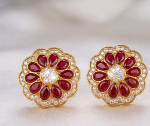 Elegant Red &amp; Gold Flower Stud Earrings