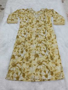 Chic Floral Print Kurta Set