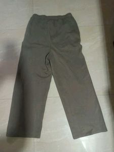 baggy sweatpant
