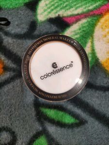 Color Essence Compact