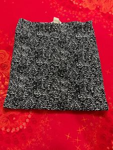 Chic Tweed Mini Skirt