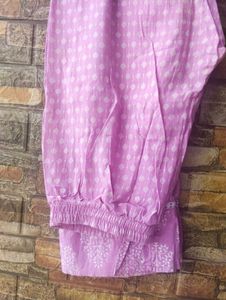 Beautiful Mauve Printed Kurta with Lace