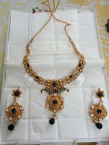 Exquisite Gold-Plated Necklace &amp; Earring Set