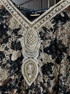 Embroidered Floral Kurta | Size XXL