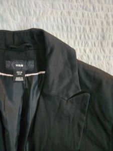 H&amp;M Classic Black Blazer bust 34
