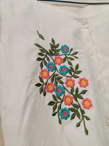 Embroidered White Cropped Top