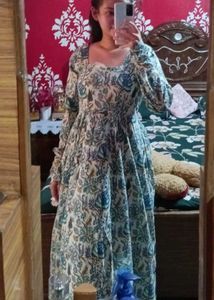 Beautiful Floral Print Kurta