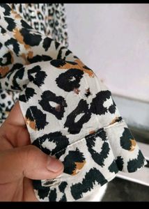 Leopard Print Long Sleeve Top