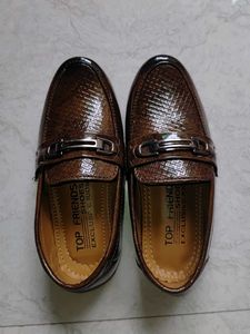 kid's boy Brown Patent Loafers